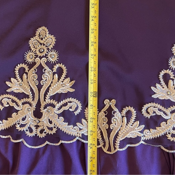 Charlotte Fashion Burgundy & Gold Embellished Gown – Size 10 - Picture 6 of 15